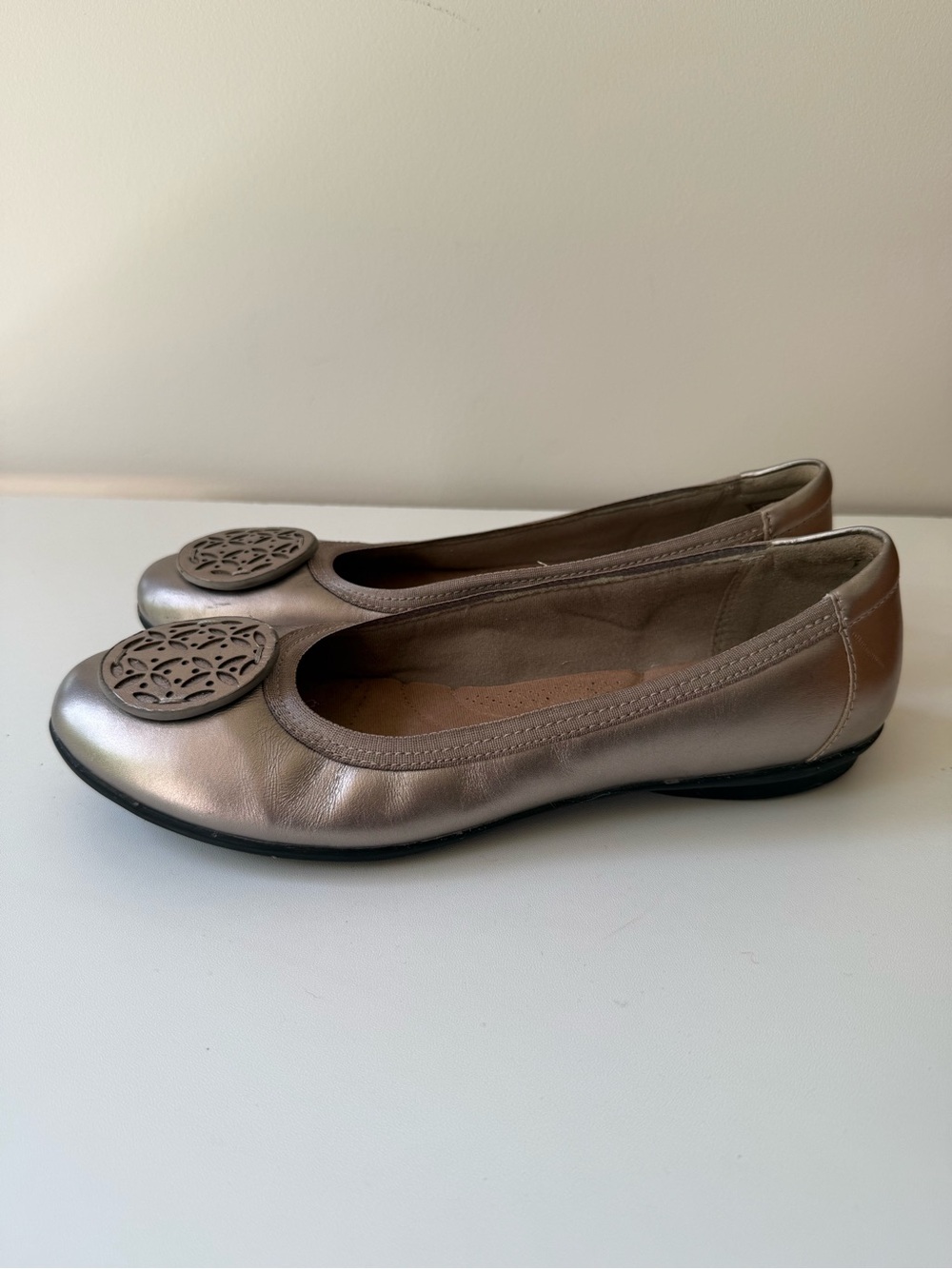 Men's shoe subcategory identification
